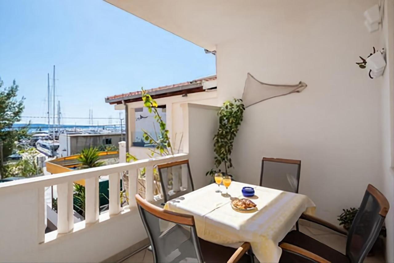 Marinero Apartment Krilo Bagian luar foto