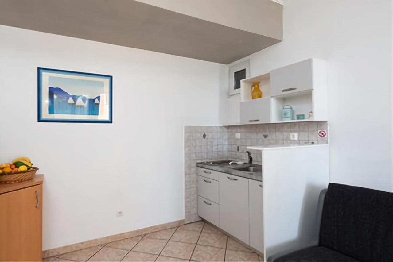 Marinero Apartment Krilo Bagian luar foto